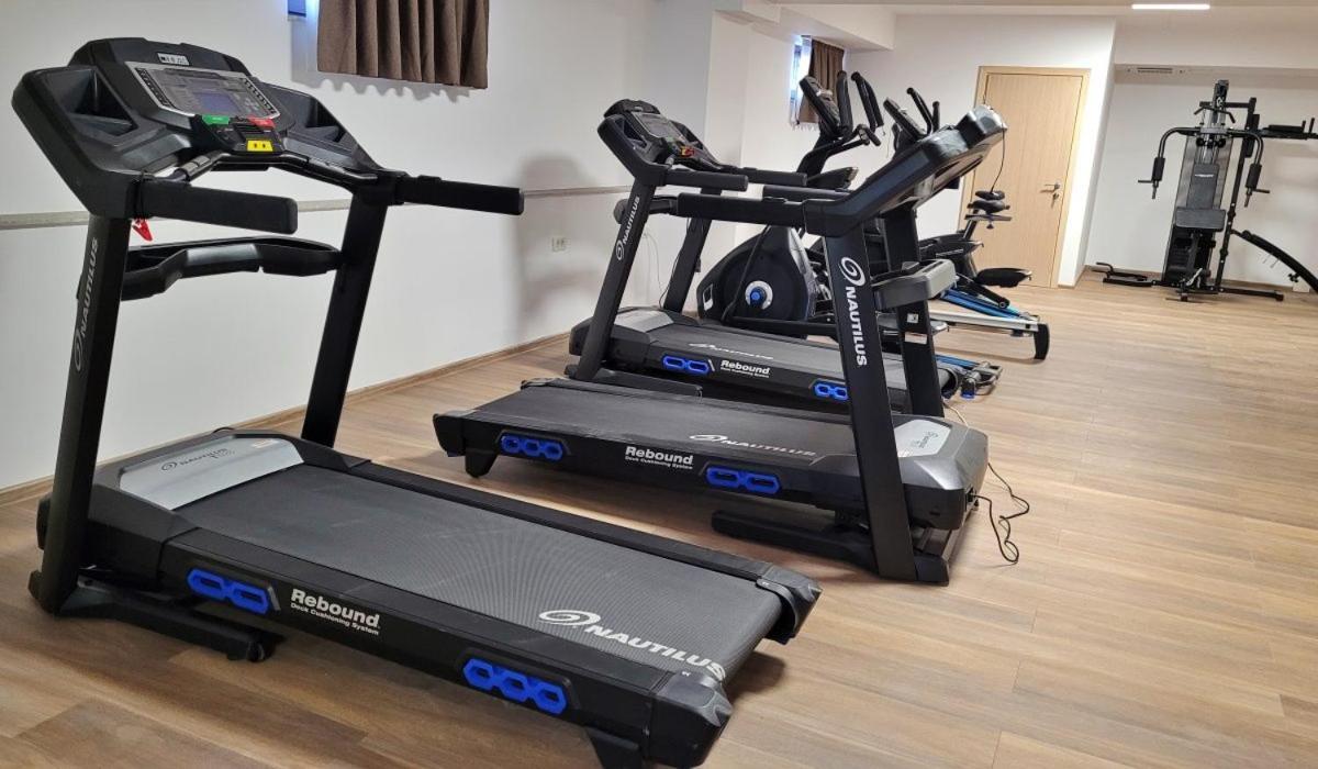 Hotel Condor Тулча Екстериор снимка