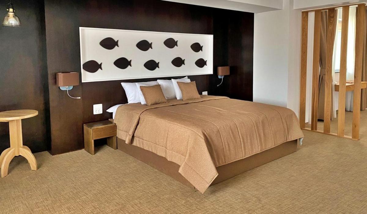 Hotel Condor Тулча Екстериор снимка