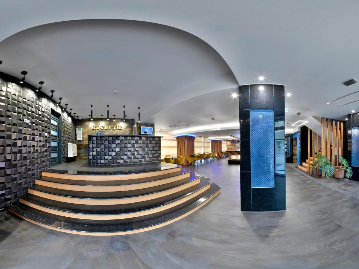 Hotel Condor Тулча Екстериор снимка